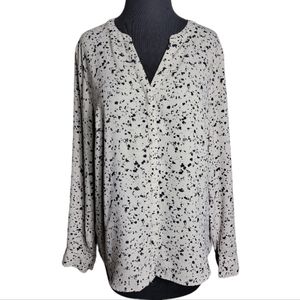 Apt 9 abstract print button down blouse pleated back long sleeve size large